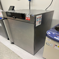 Memmert UF260 Lab Oven image 1